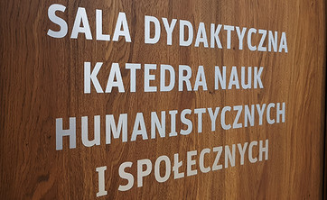 Zmiana nazwy Katedry Nauk Humanistycznych
